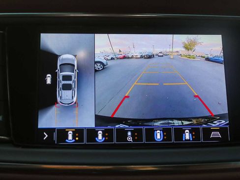 Used 2021 Buick Enclave Avenir w/ Avenir Technology Package image 23