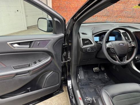 Certified 2024 Ford Edge ST-Line image 9
