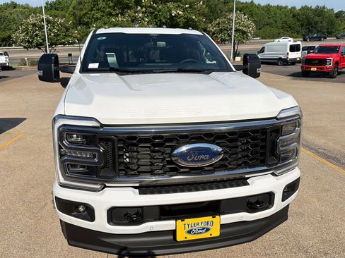 New 2026 Ford F350 Platinum AWD/4WD image 3