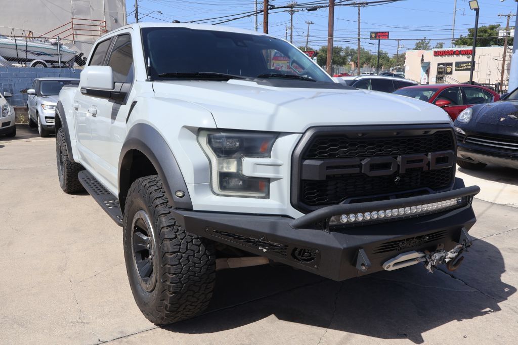 Used 2017 Ford F150 Raptor w/ Equipment Group 802A Luxury AWD/4WD image 1