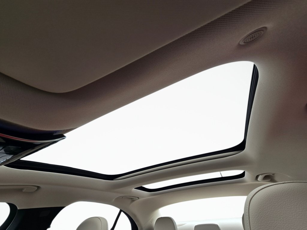 New 2027 Mercedes-Benz E 350 4MATIC Sedan image 44