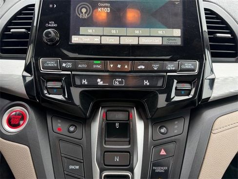 Used 2018 Honda Odyssey EX-L image 17