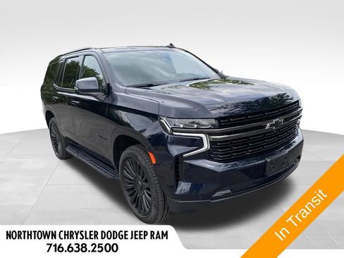 Used 2022 Chevrolet Tahoe RST w/ Sport Performance Package AWD/4WD image 3