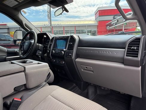 Used 2020 Ford F250 XLT AWD/4WD image 24