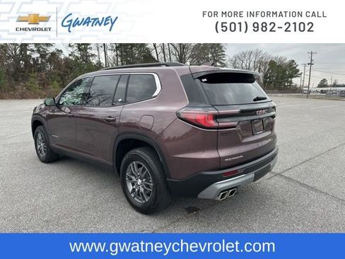 Used 2025 GMC Acadia Elevation image 7