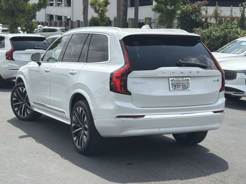 Used 2026 Volvo XC90 B6 Plus w/ Protection Package Premier AWD/4WD image 7