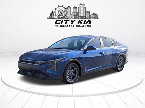 New 2026 Kia K4 FWD image 2