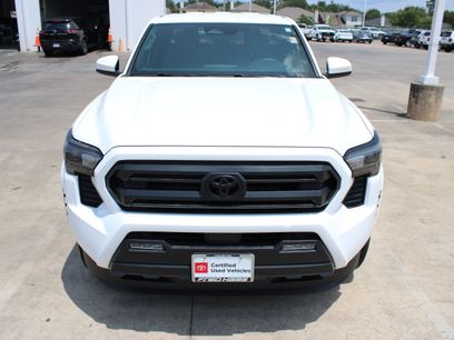 Certified 2025 Toyota Tacoma SR5