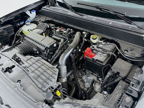 New 2025 Ford Maverick XLT w/ XLT Luxury Package image 17