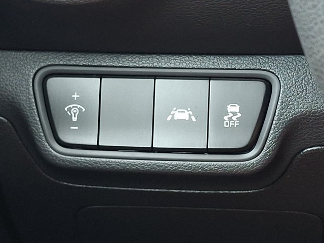 Used 2019 Kia Forte LXS FWD image 29