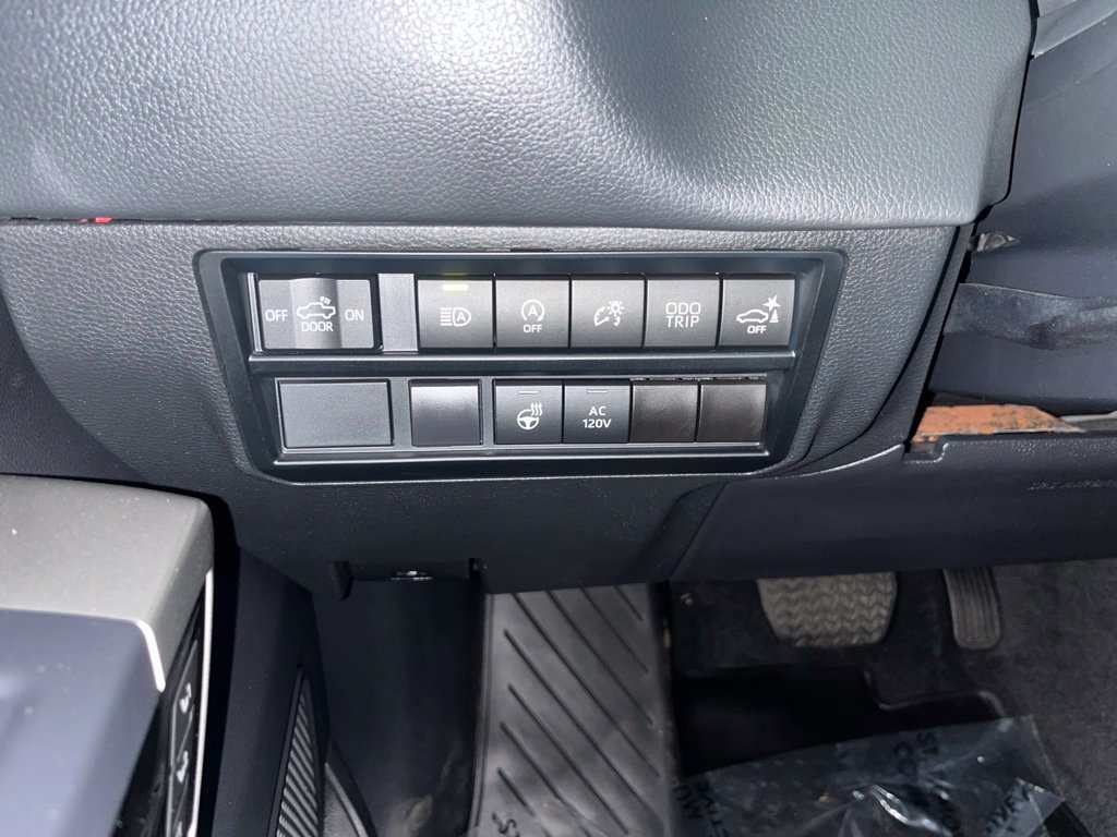 Used 2023 Toyota Tundra Limited AWD/4WD image 59