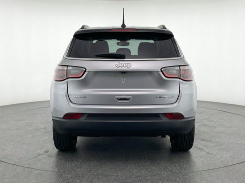 Used 2025 Jeep Compass Limited AWD/4WD image 7