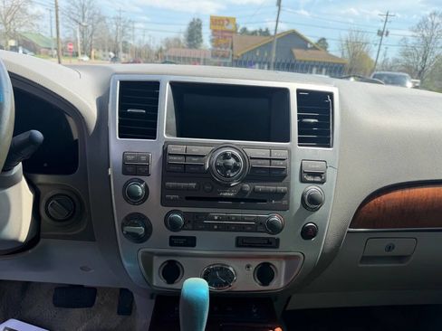 Used 2009 INFINITI QX56 4WD w/ Technology Pkg image 15