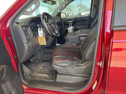 Used 2022 Chevrolet Silverado 1500 Custom w/ Safety Confidence Package image 8