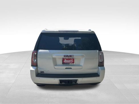 Used 2015 GMC Yukon SLT w/ Open Road Package AWD/4WD image 4