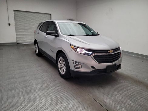 Used 2021 Chevrolet Equinox LS w/ LS Convenience Package image 13