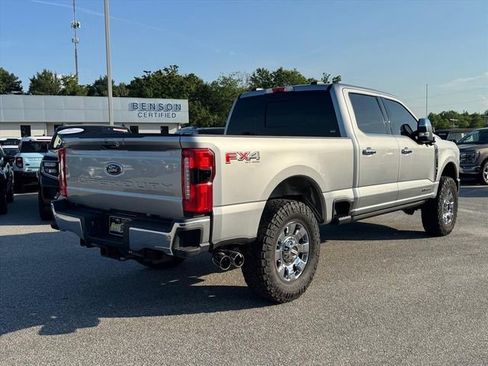 Used 2024 Ford F250 Lariat w/ Lariat Ultimate Package AWD/4WD image 3