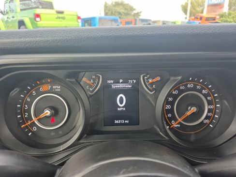 Certified 2024 Jeep Wrangler Unlimited Sport AWD/4WD image 30