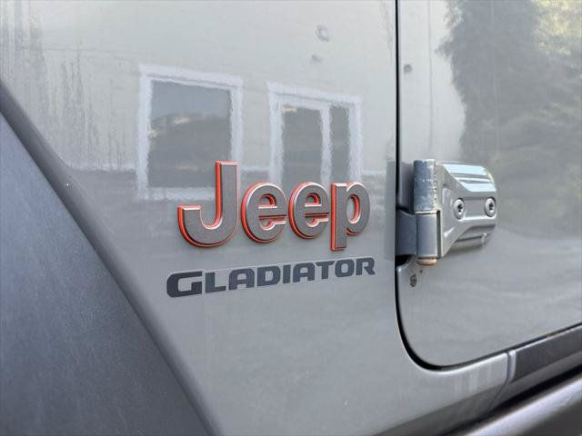Certified 2021 Jeep Gladiator Mojave w/ LED Lighting Group AWD/4WD image 32