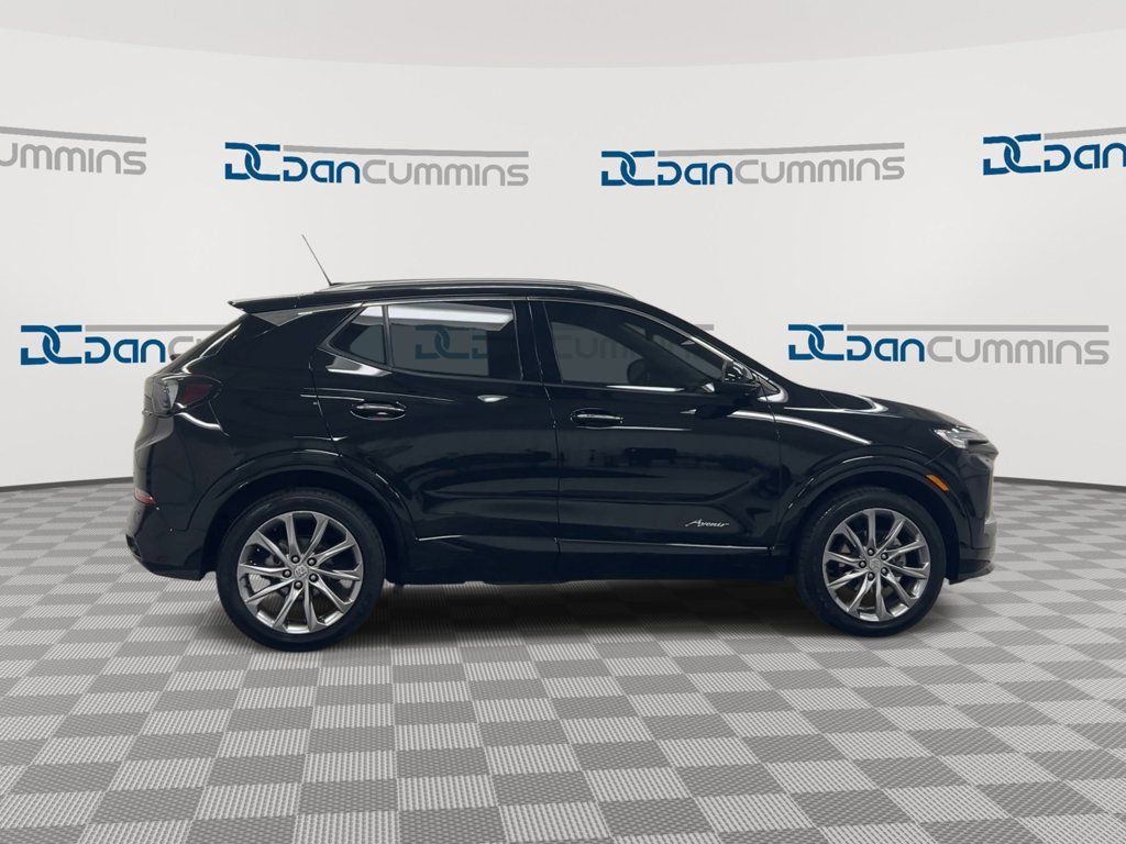 Used 2024 Buick Encore GX Avenir w/ Avenir Convenience Package AWD/4WD image 9
