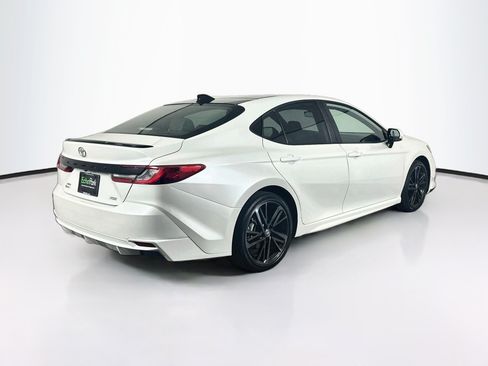 Used 2026 Toyota Camry XSE AWD/4WD image 9