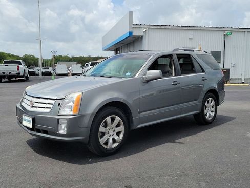 Used 2006 Cadillac SRX V8 w/ Utility Package AWD/4WD image 2