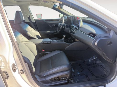 Used 2022 Lexus ES 350 w/ Premium Package image 19