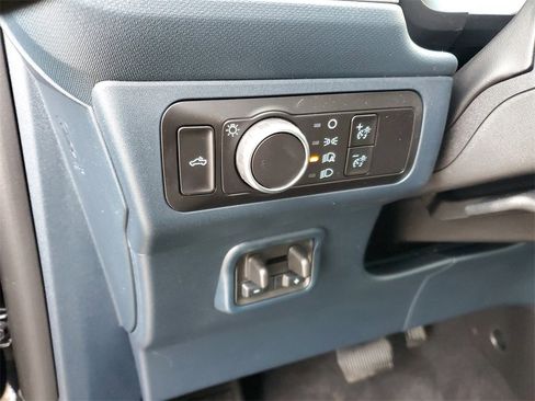 New 2026 Ford Maverick XLT w/ XLT Luxury Package image 9