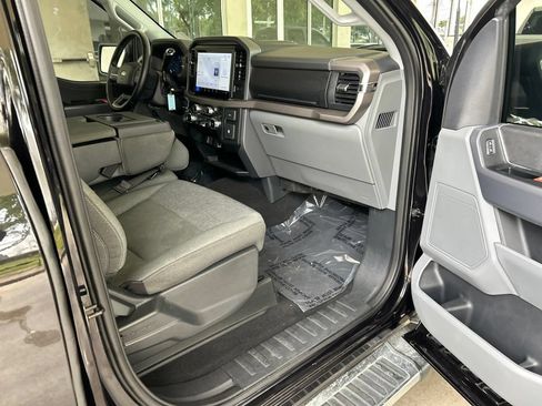 Used 2025 Ford F150 XLT w/ Equipment Group 301A Standard AWD/4WD image 28