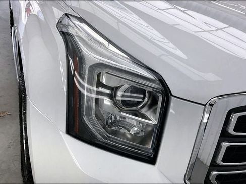 Used 2019 GMC Yukon XL SLT w/ Open Road Package image 26