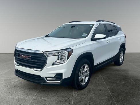 Used 2022 GMC Terrain SLE w/ Driver Convenience Package AWD/4WD image 4