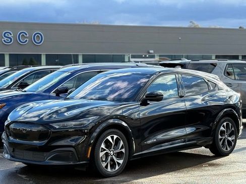 Used 2022 Ford Mustang Mach-E Premium image 35