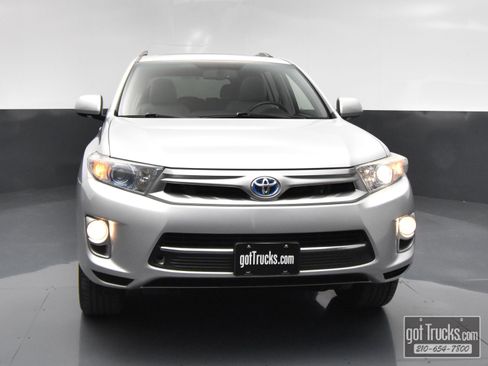 Used 2012 Toyota Highlander Limited image 48