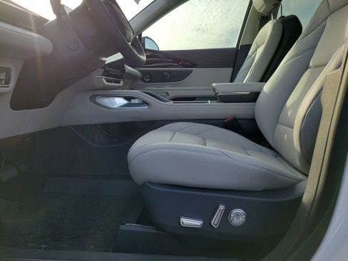 New 2026 Lincoln Nautilus Premier w/ Equipment Group 102A image 17