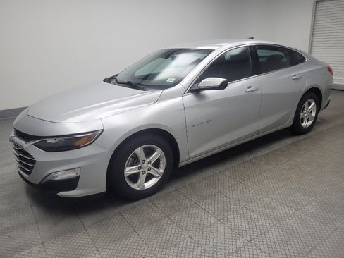 Used 2022 Chevrolet Malibu LS w/ Driver Confidence Package II FWD image 2