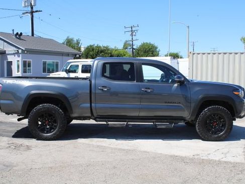Used 2023 Toyota Tacoma TRD Off-Road AWD/4WD image 3