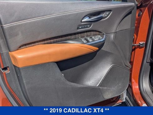 Used 2019 Cadillac XT4 Premium Luxury AWD/4WD image 11