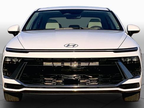 Used 2025 Hyundai Sonata SEL FWD image 4