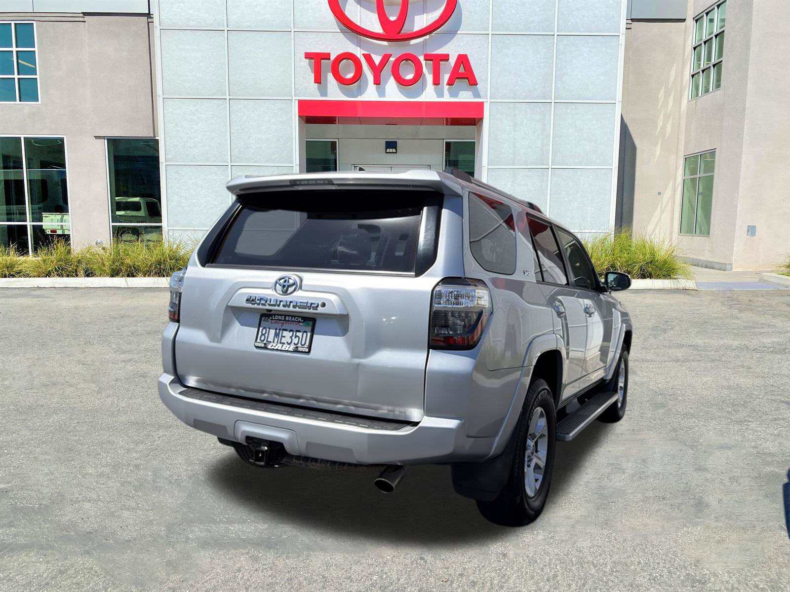 Used 2019 Toyota 4Runner SR5 w/ Wilderness Package AWD/4WD image 9