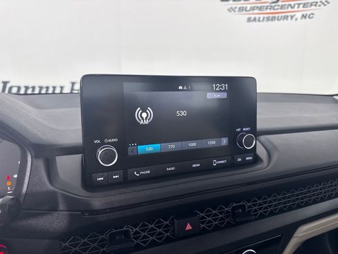 Used 2025 Honda Accord LX image 14