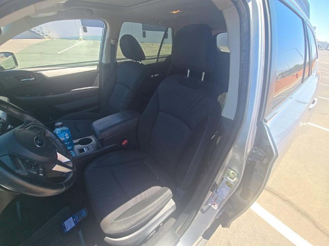 Used 2016 Subaru Outback 2.5i Premium w/ Popular Package #3 AWD/4WD image 5