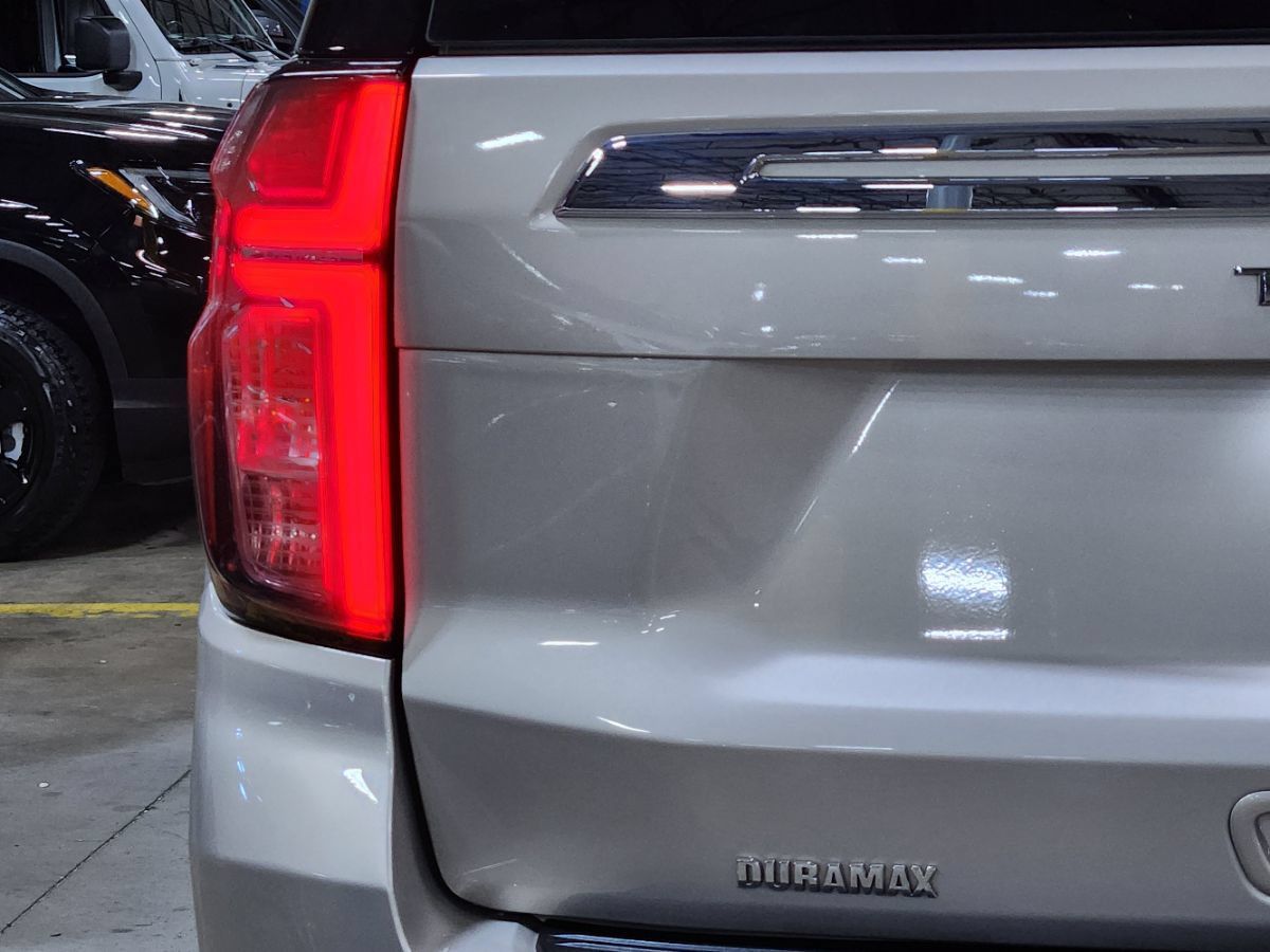 Used 2023 Chevrolet Tahoe LT w/ Luxury Package AWD/4WD image 20
