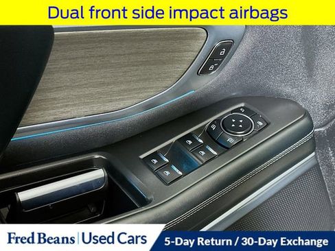 Certified 2025 Ford Expedition Max Platinum image 23