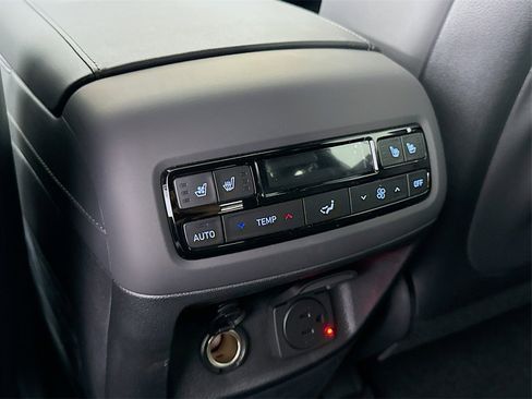 Certified 2024 Hyundai Palisade Calligraphy image 27