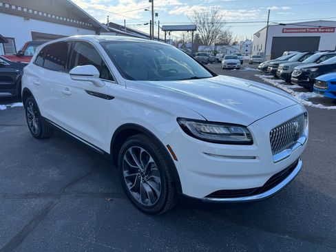 Used 2021 Lincoln Nautilus Reserve image 7