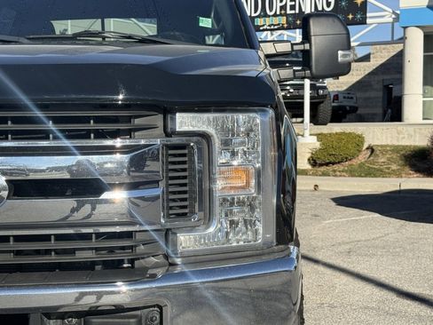 Used 2019 Ford F250 XLT image 29