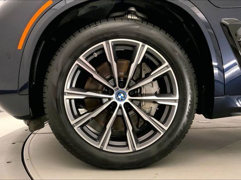 Certified 2024 BMW X5 xDrive50e w/ M Sport Package AWD/4WD image 8