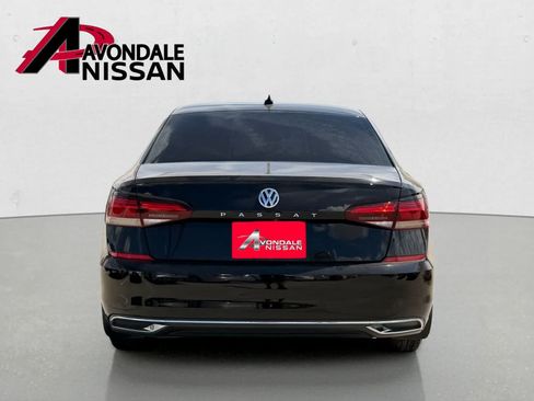Used 2020 Volkswagen Passat 2.0T SE FWD image 5