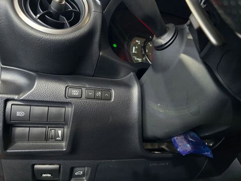 Used 2022 Lexus IS 350 F Sport RWD image 14