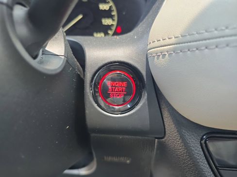 Certified 2025 Honda HR-V LX image 24